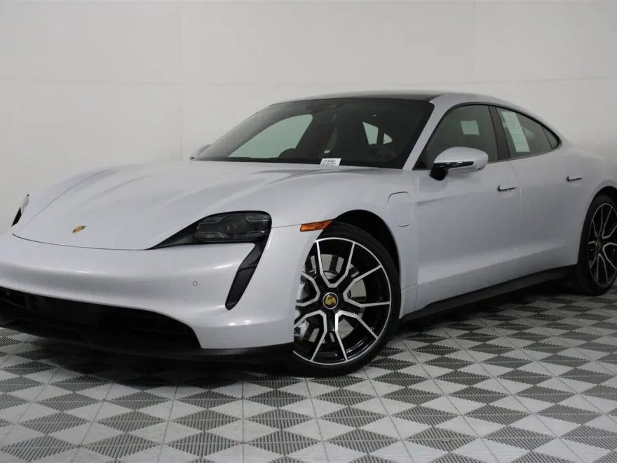 2023 Porsche Taycan 4S photo 1