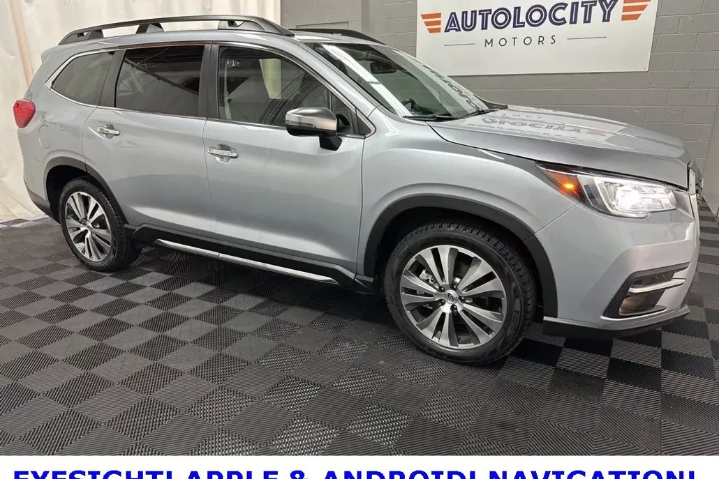 2022 Subaru Ascent Touring photo 1