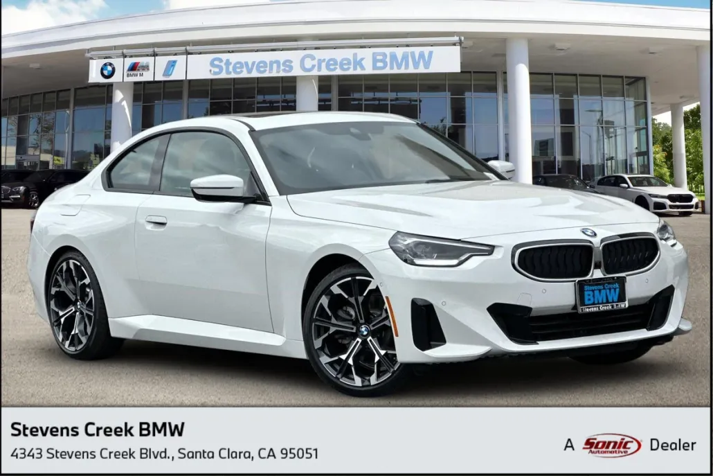 2025 Bmw 230i photo 1