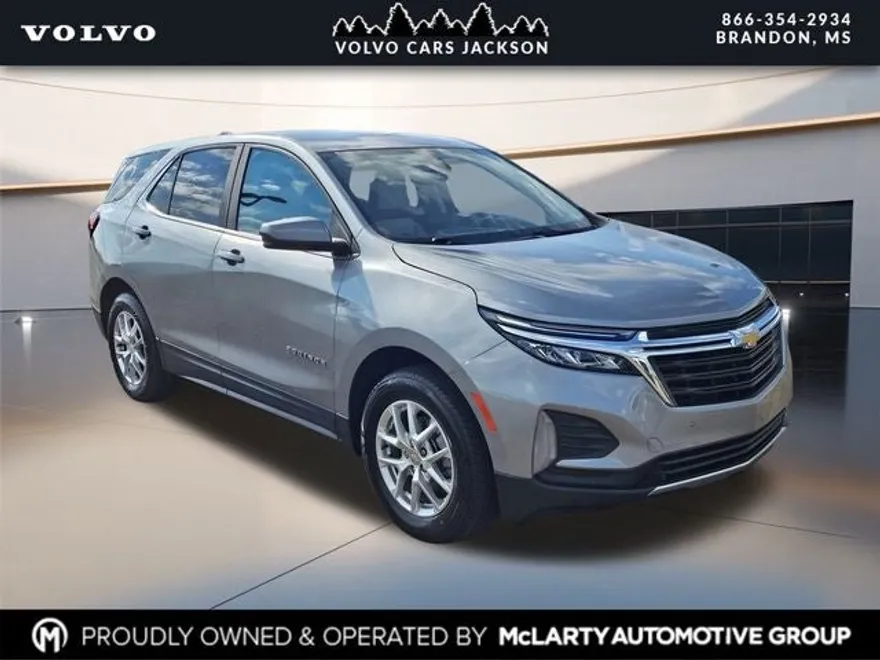 2023 Chevrolet Equinox LT photo 1