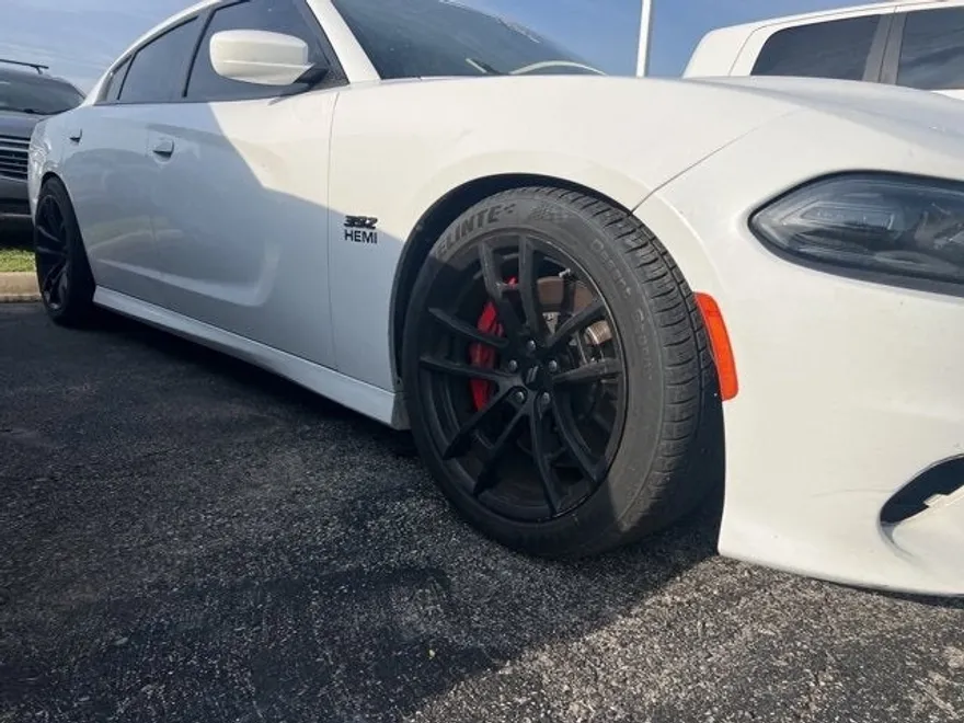 2020 Dodge Charger Scat Pack photo 1