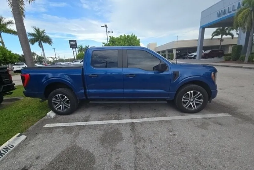 2023 Ford F-150 XL photo 1