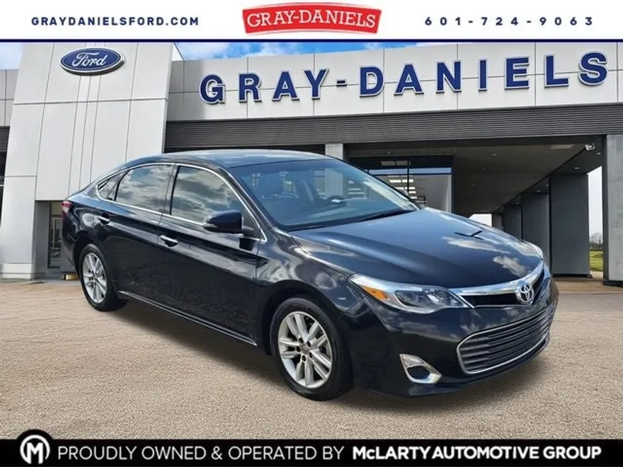 2014 Toyota Avalon XLE photo 1