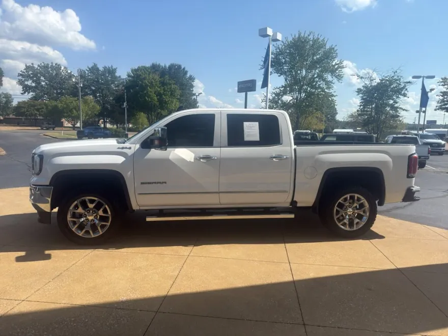 2018 Gmc Sierra 1500 SLT photo 1