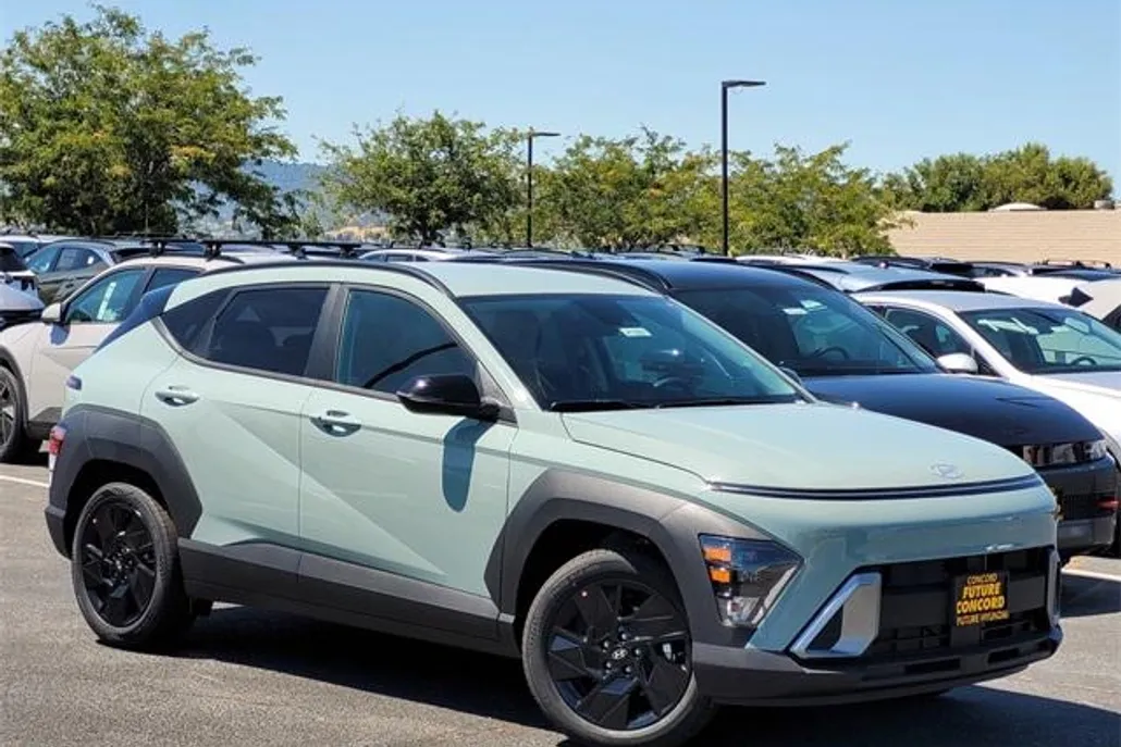 2026 Hyundai Kona SEL photo 1
