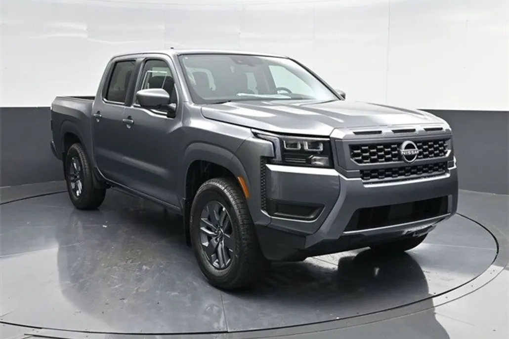2026 Nissan Frontier SV photo 1