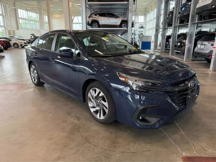 2025 Subaru Legacy Limited photo 1