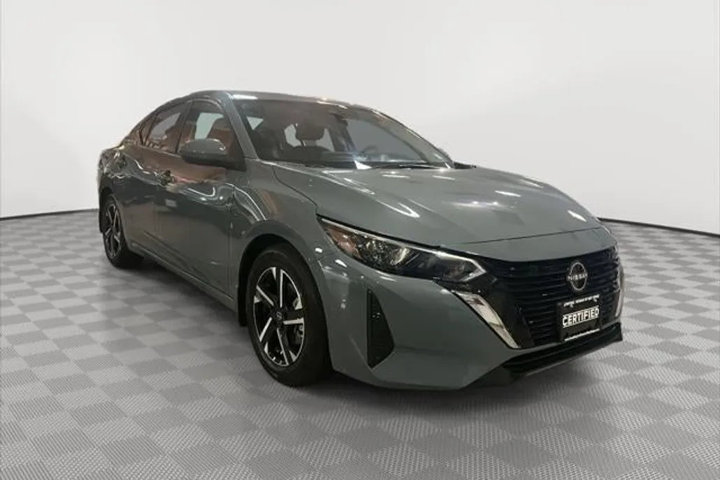 2025 Nissan Sentra SV photo 1
