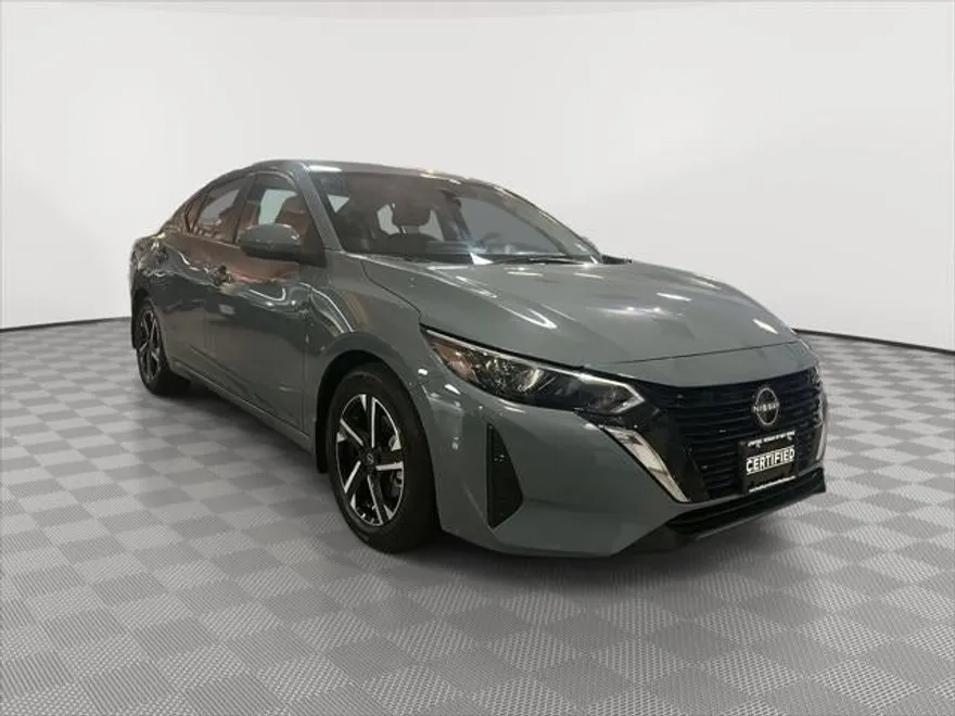 2025 Nissan Sentra SV photo 1