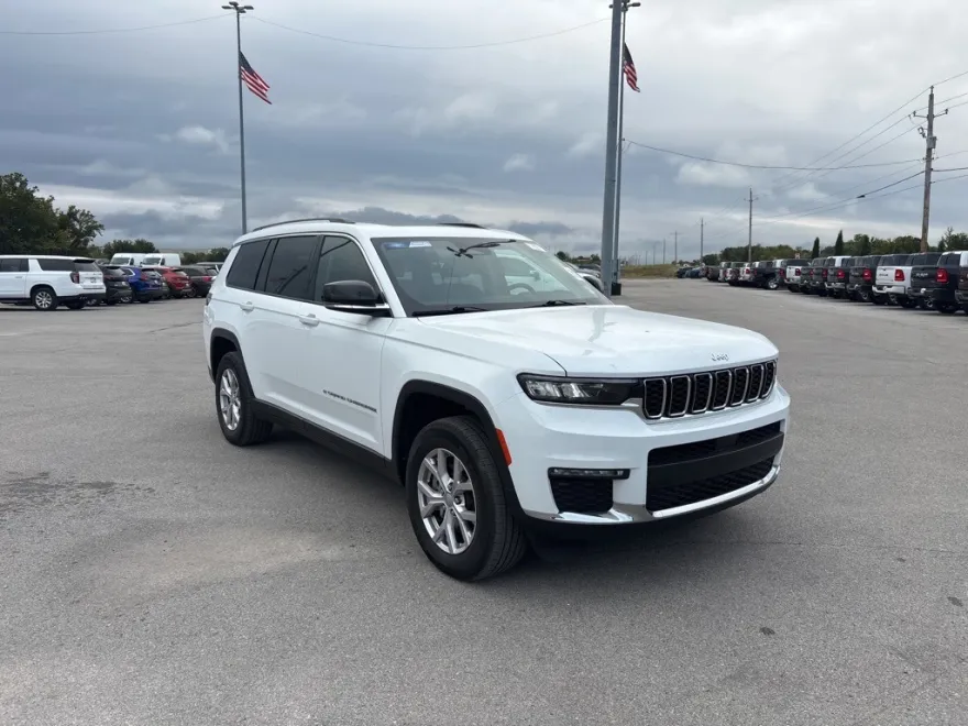 2022 Jeep Grand Cherokee Limited photo 1