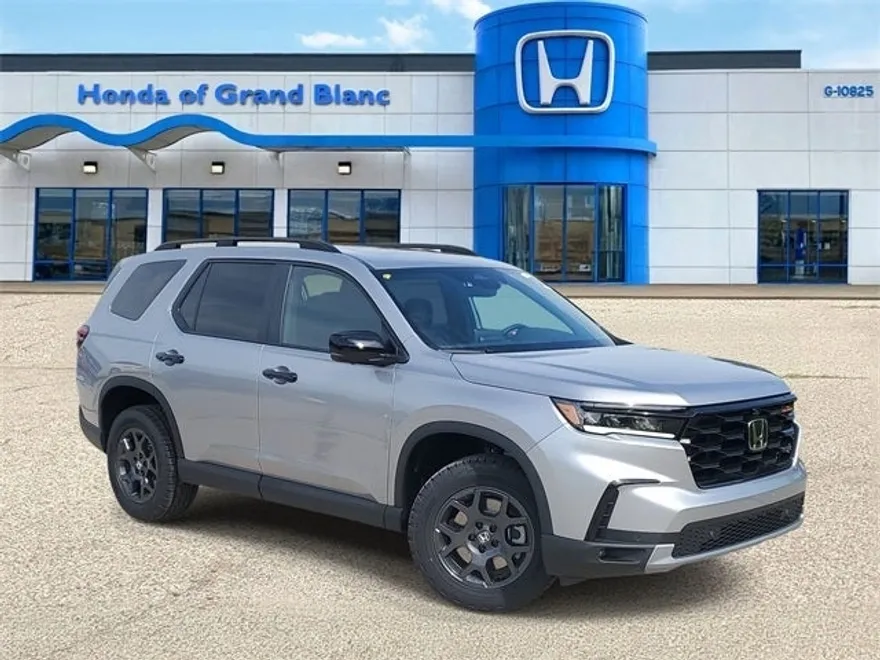 2025 Honda Pilot TrailSport photo 1