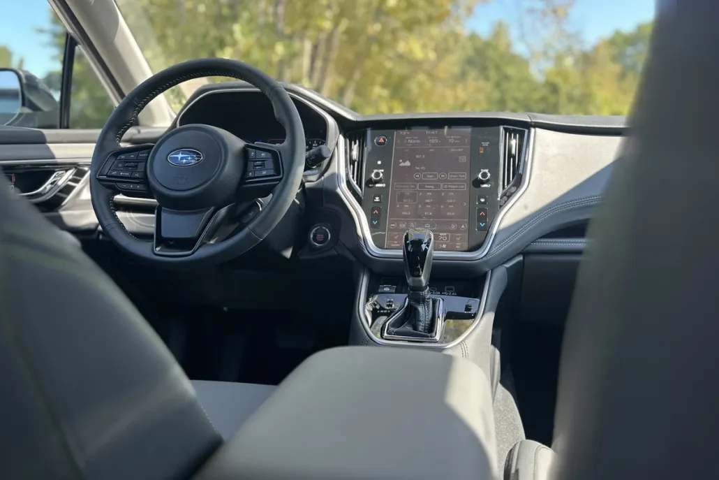 2025 Subaru Outback Onyx Edition photo 1
