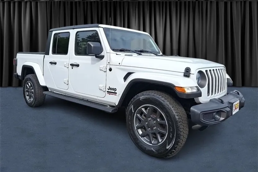 2021 Jeep Gladiator Rubicon photo 1