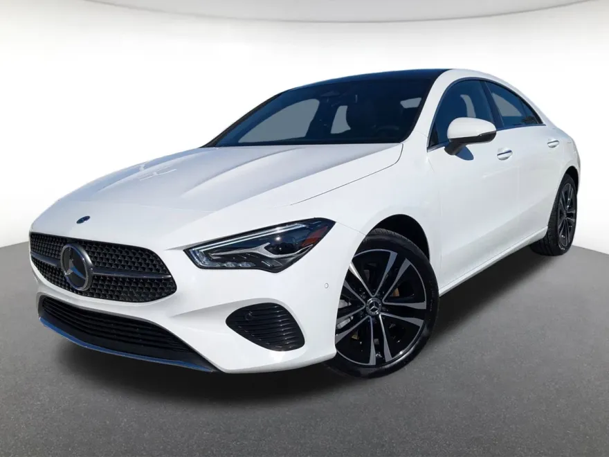 2024 Mercedes Benz CLA 250 photo 1