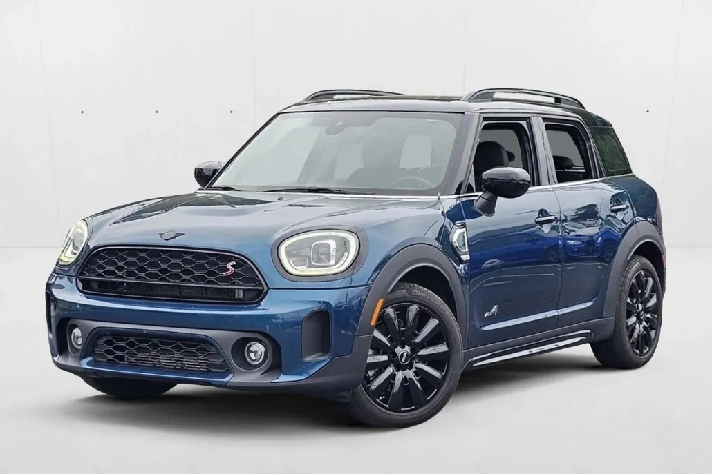 2022 Mini Countryman S ALL4 photo 1