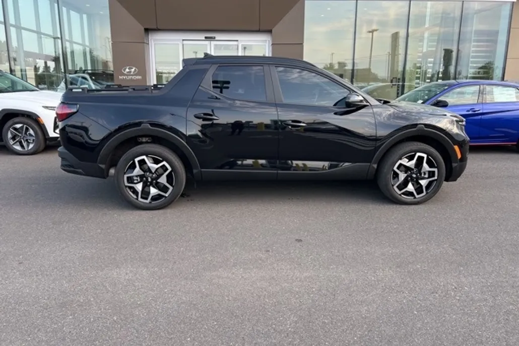 2024 Hyundai Santa Cruz Limited photo 1