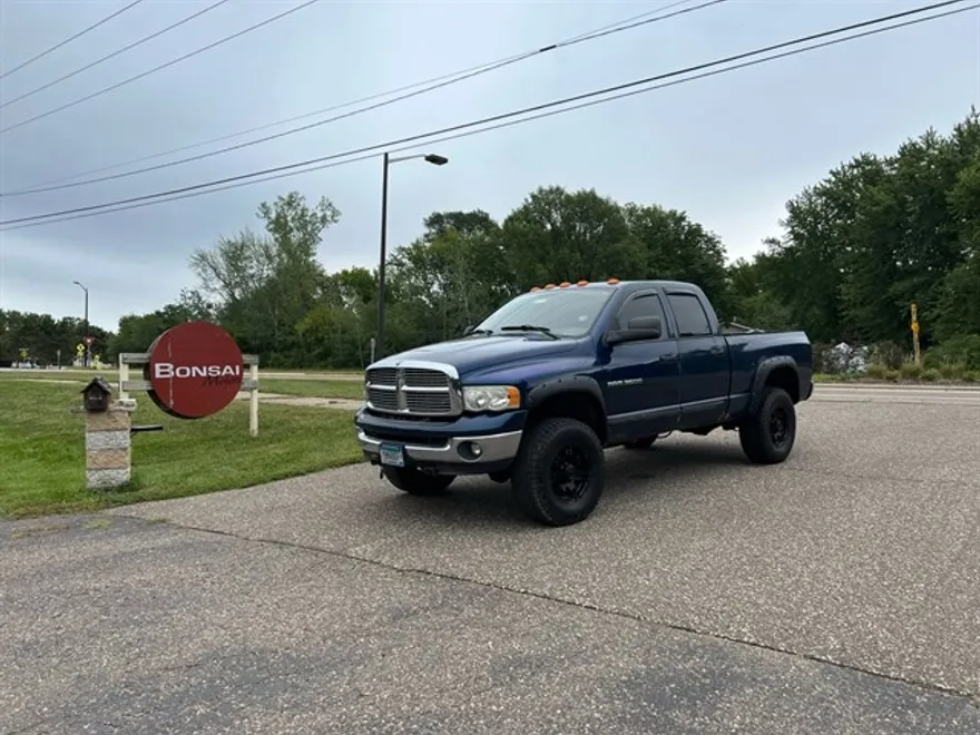 2004 Dodge Ram 3500 SLT photo 1