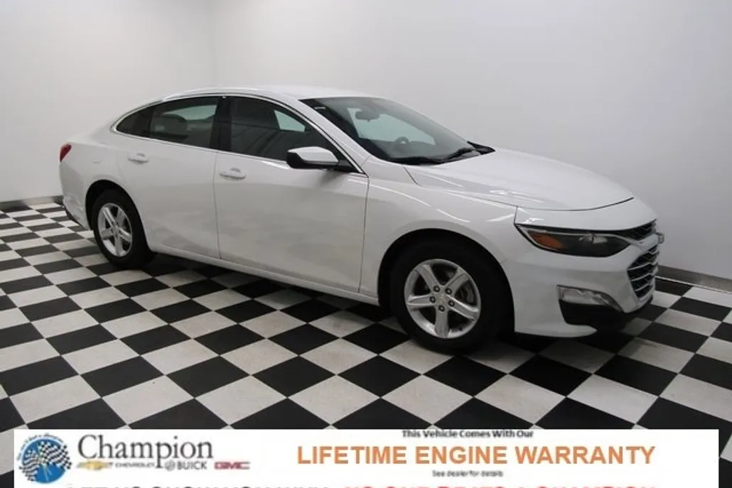 2023 Chevrolet Malibu 1LT photo 1