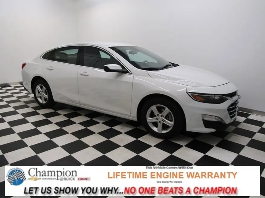 2023 Chevrolet Malibu 1LT photo 1