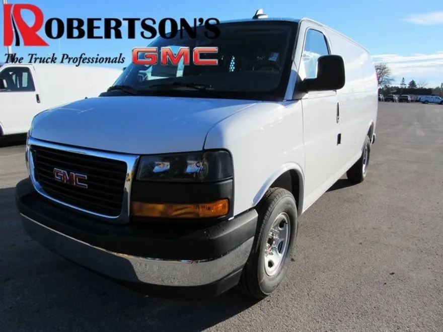 2025 Gmc Savana Cargo 2500 photo 1