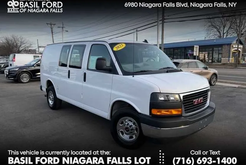 2023 Gmc Savana 2500 Cargo photo 1