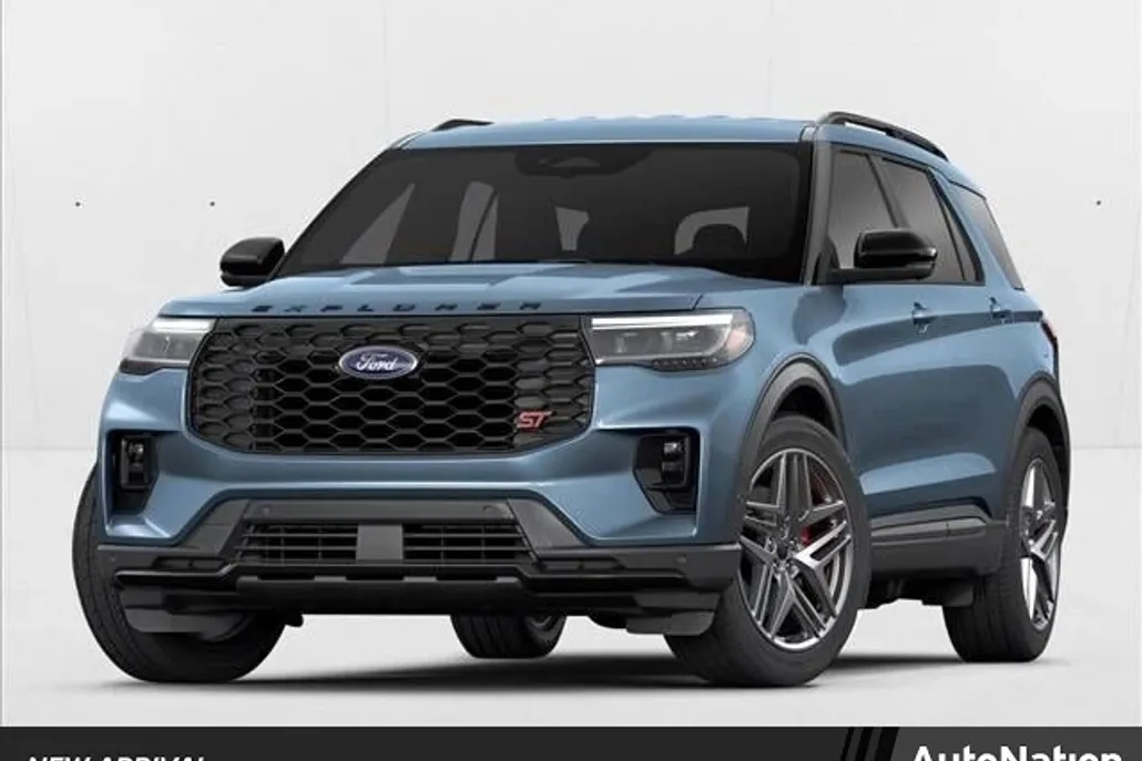 2025 Ford Explorer ST photo 1