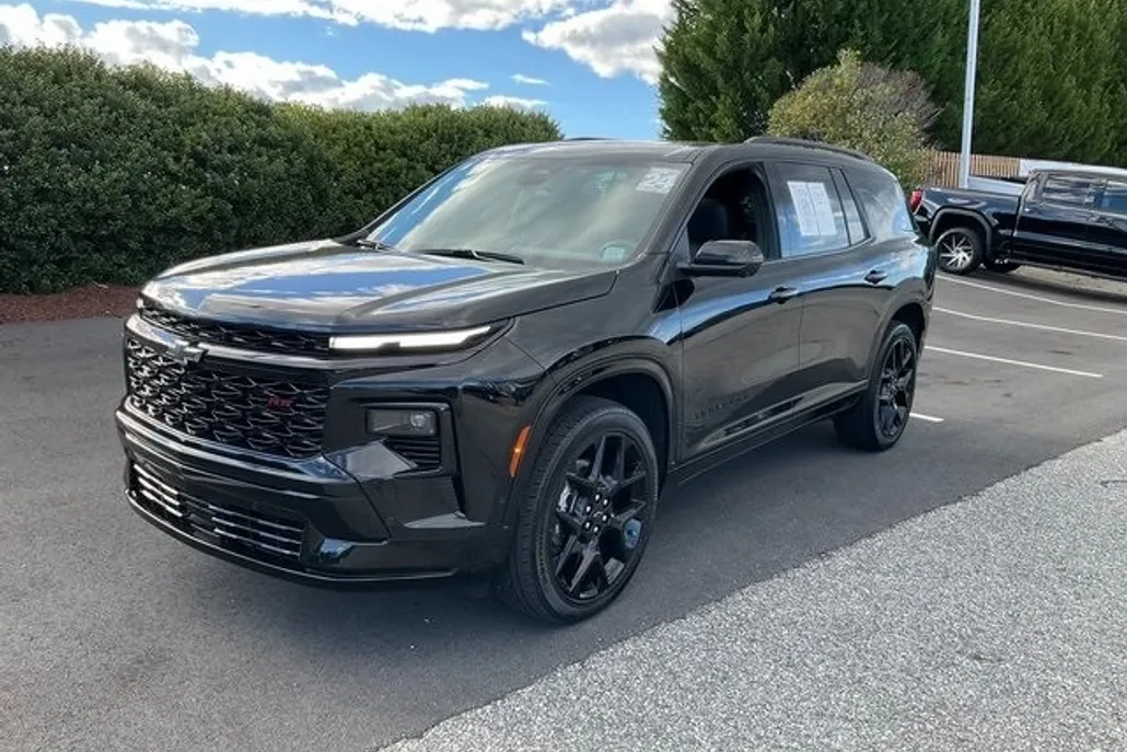 2024 Chevrolet Traverse RS photo 1