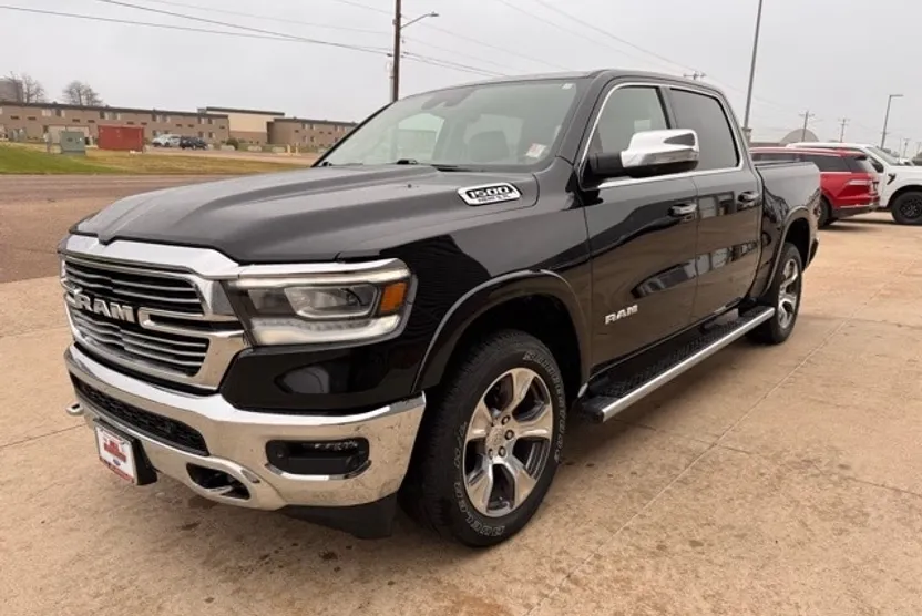 2022 Ram 1500 Laramie photo 1