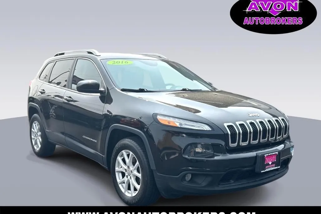 2016 Jeep Cherokee Latitude photo 1