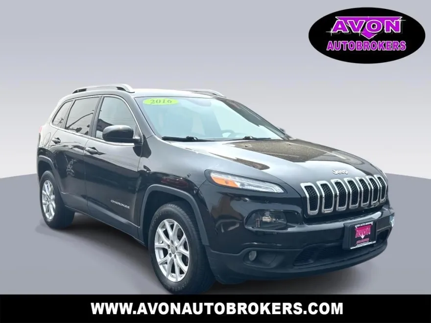 2016 Jeep Cherokee Latitude photo 1