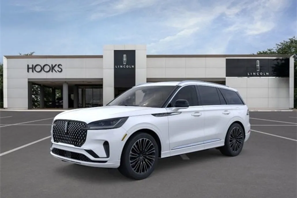 2025 Lincoln Aviator Black Label photo 1