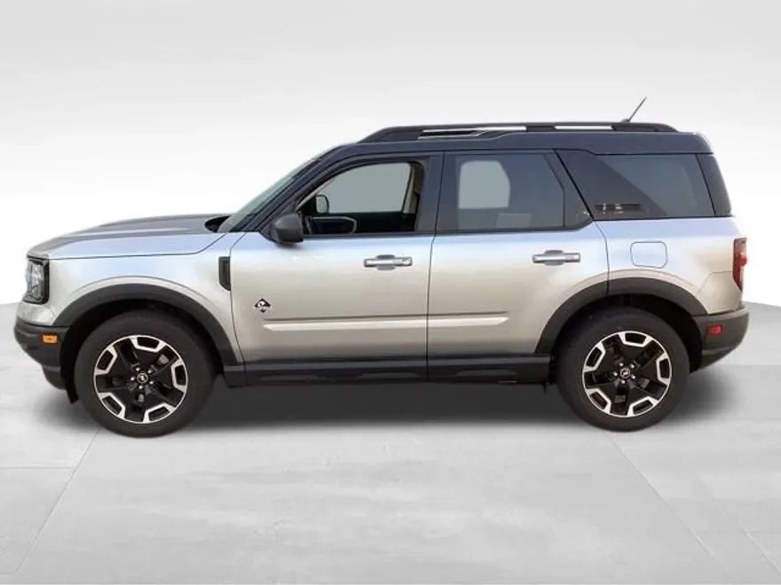 2021 Ford Bronco Sport Outer Banks photo 1