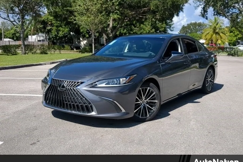 2022 Lexus ES 350 photo 1