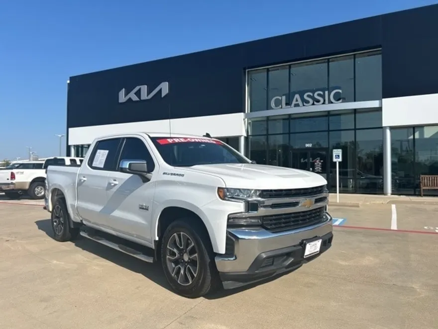 2021 Chevrolet Silverado 1500 photo 1