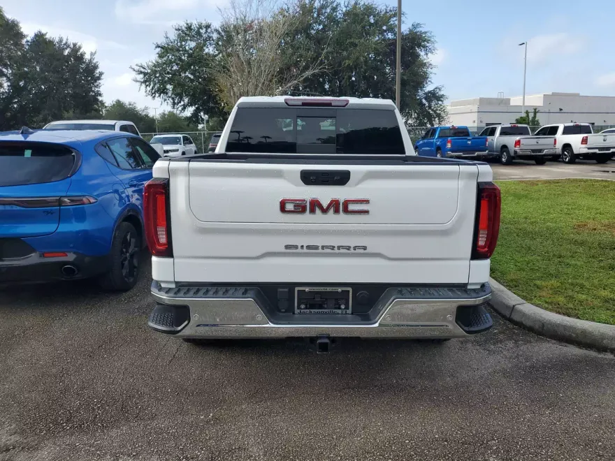 2022 Gmc Sierra 1500 SLT photo 1