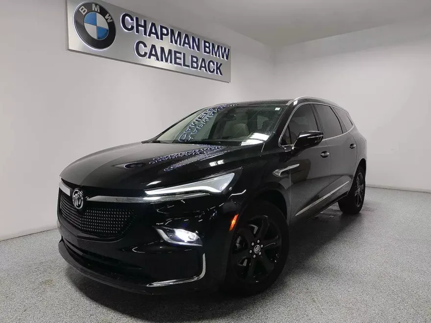 2023 Buick Enclave Essence photo 1