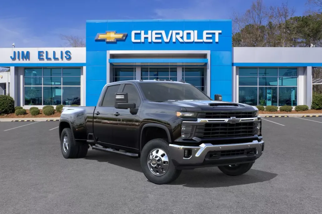 2026 Chevrolet Silverado 3500HD LT photo 1