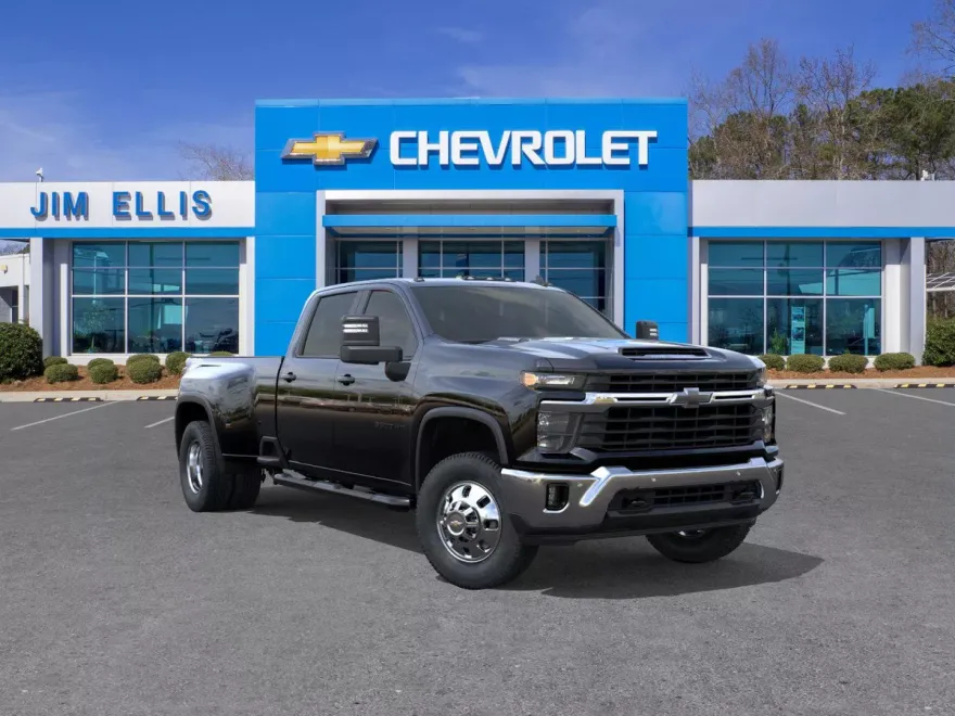 2026 Chevrolet Silverado 3500HD LT photo 1