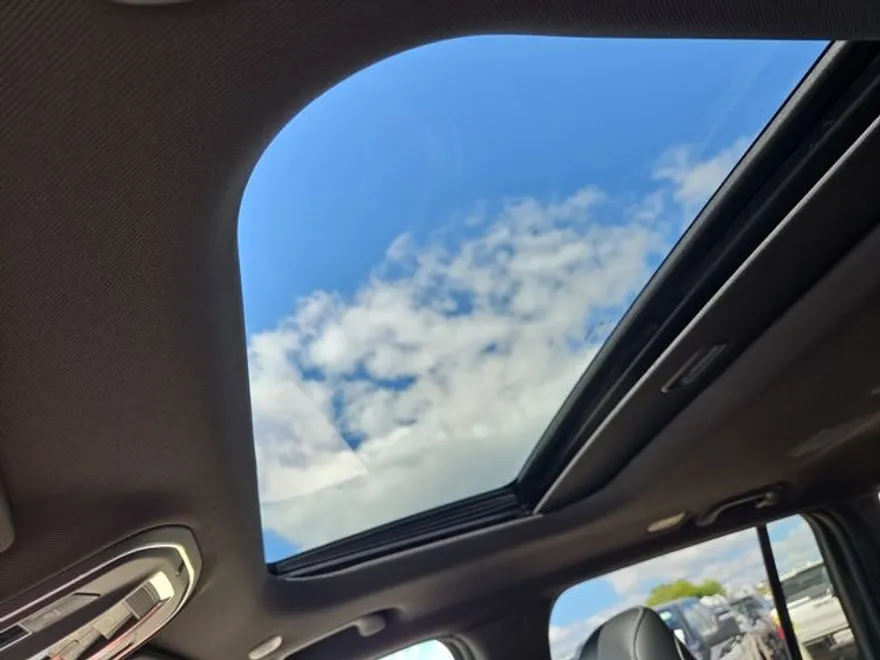 2025 Jeep Grand Cherokee Altitude photo 1