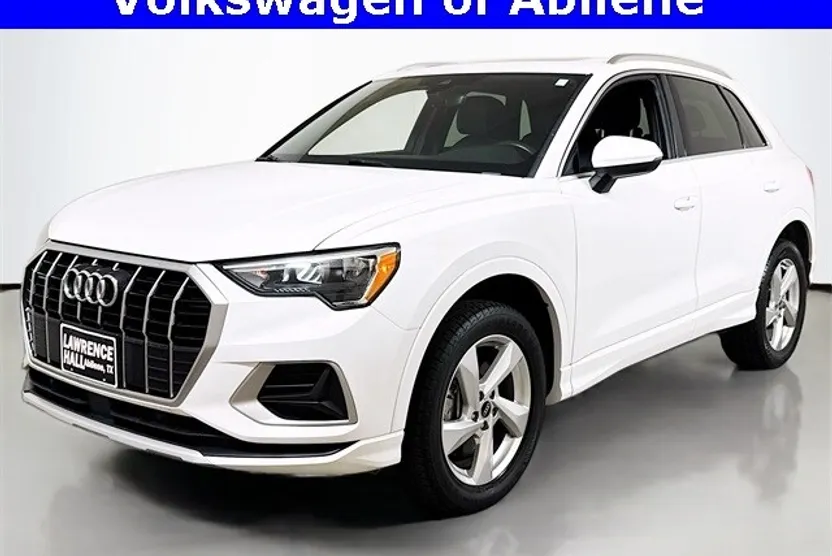 2021 Audi Q3 40 TFSI Premium photo 1