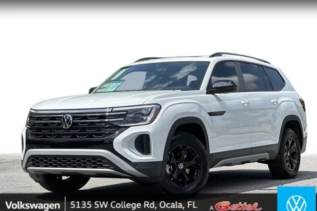 2025 Volkswagen Atlas Peak Edition SE photo 1