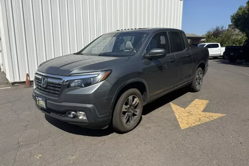 2019 Honda Ridgeline RTL photo 1
