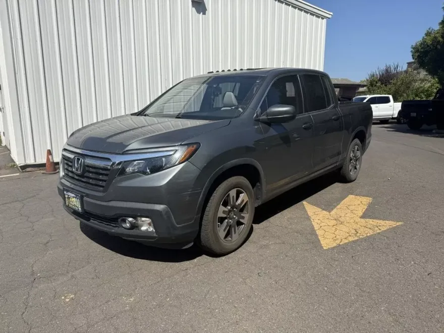 2019 Honda Ridgeline RTL photo 1