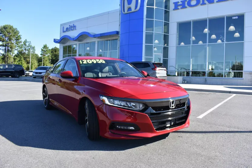 2018 Honda Accord Sport photo 1