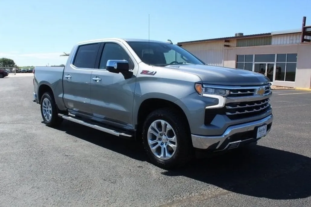 2024 Chevrolet Silverado 1500 LTZ photo 1