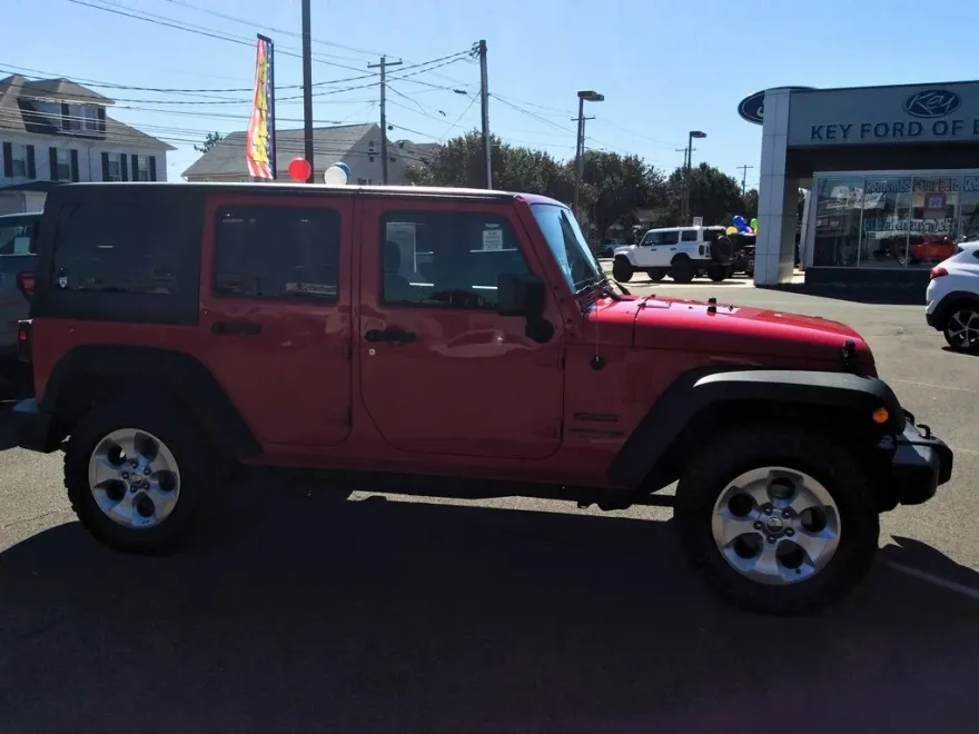 2018 Jeep Wrangler Unlimited Sport photo 1