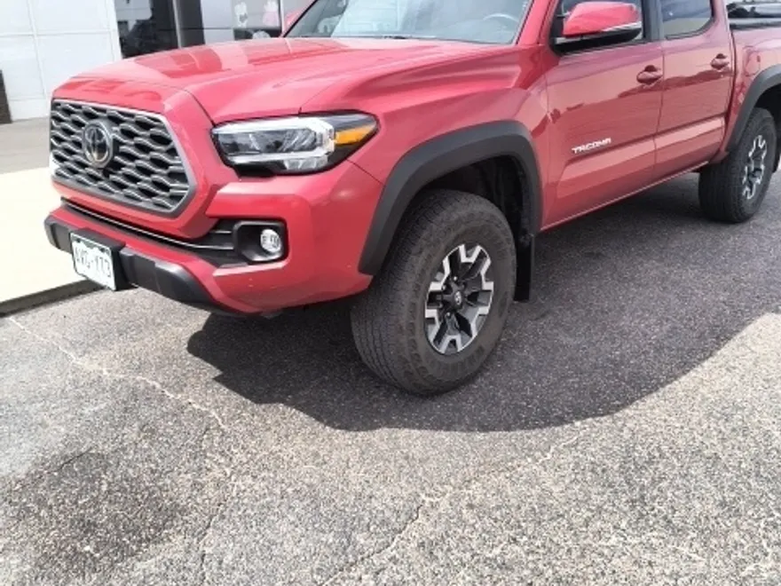 2023 Toyota Tacoma TRD Off-Road photo 1