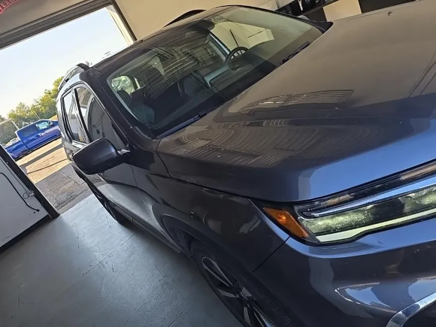 2023 Honda Pilot Touring photo 1