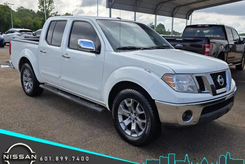 2019 Nissan Frontier SL photo 1