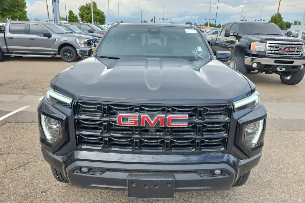 2024 Gmc Canyon Elevation photo 1